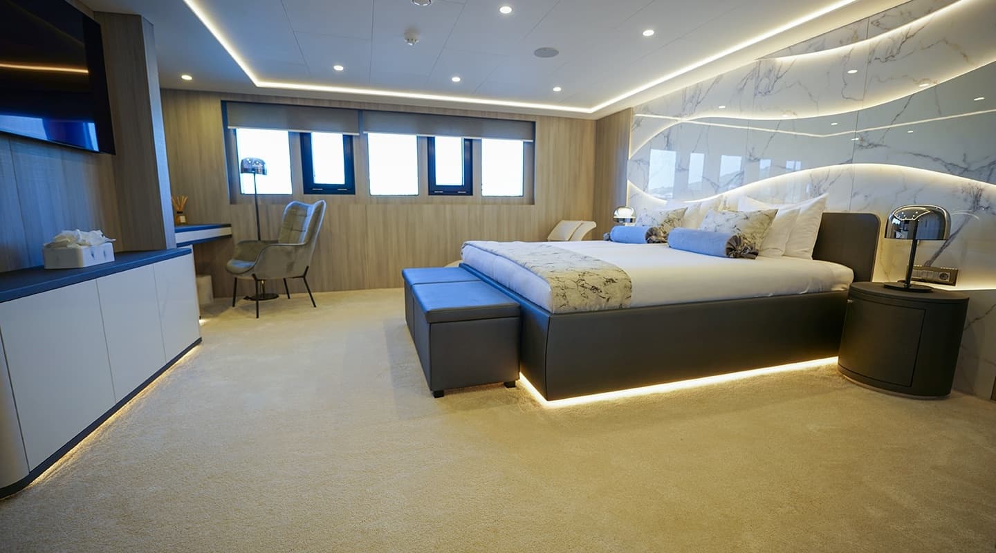 M/y Freedom cabin