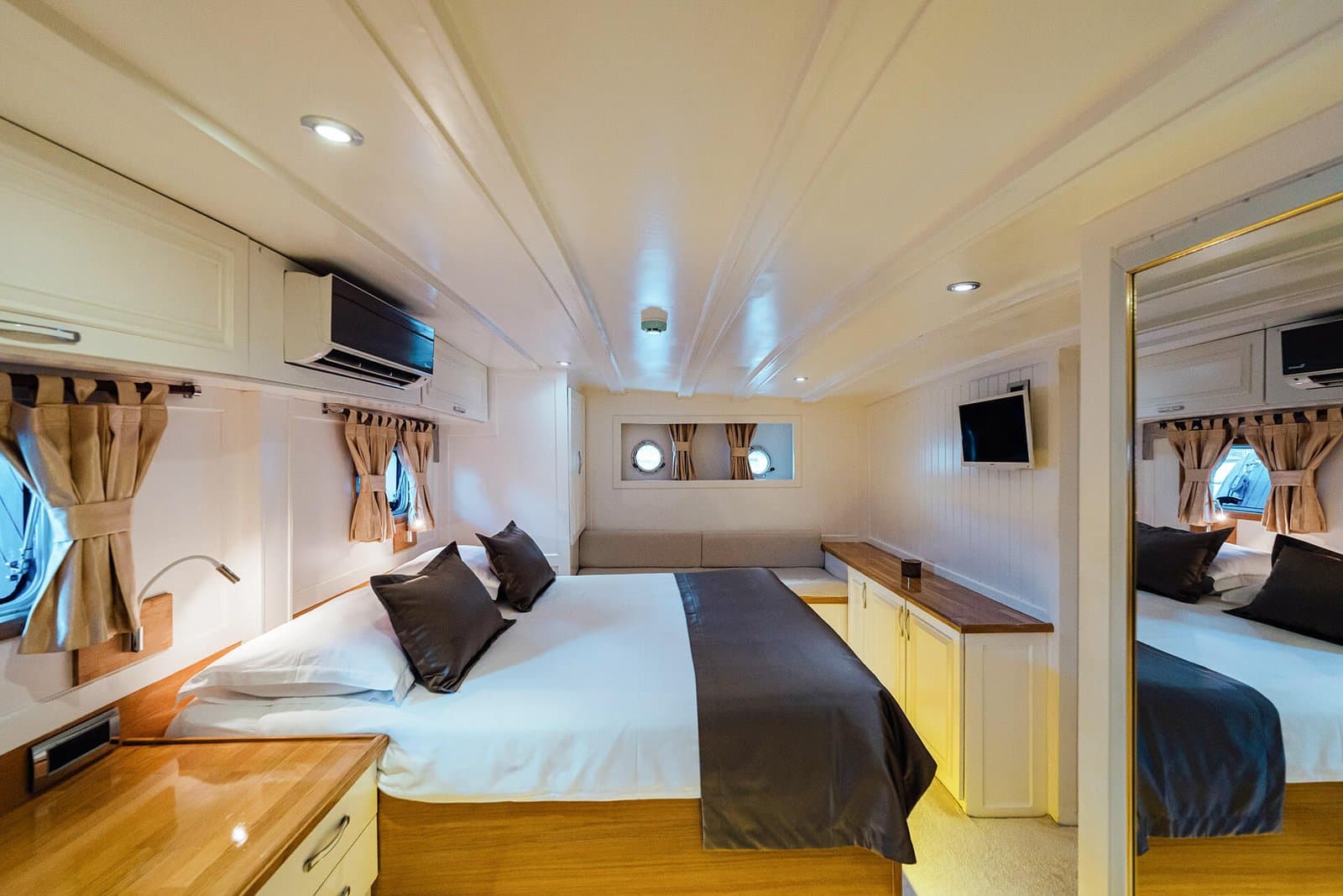 Maske interior