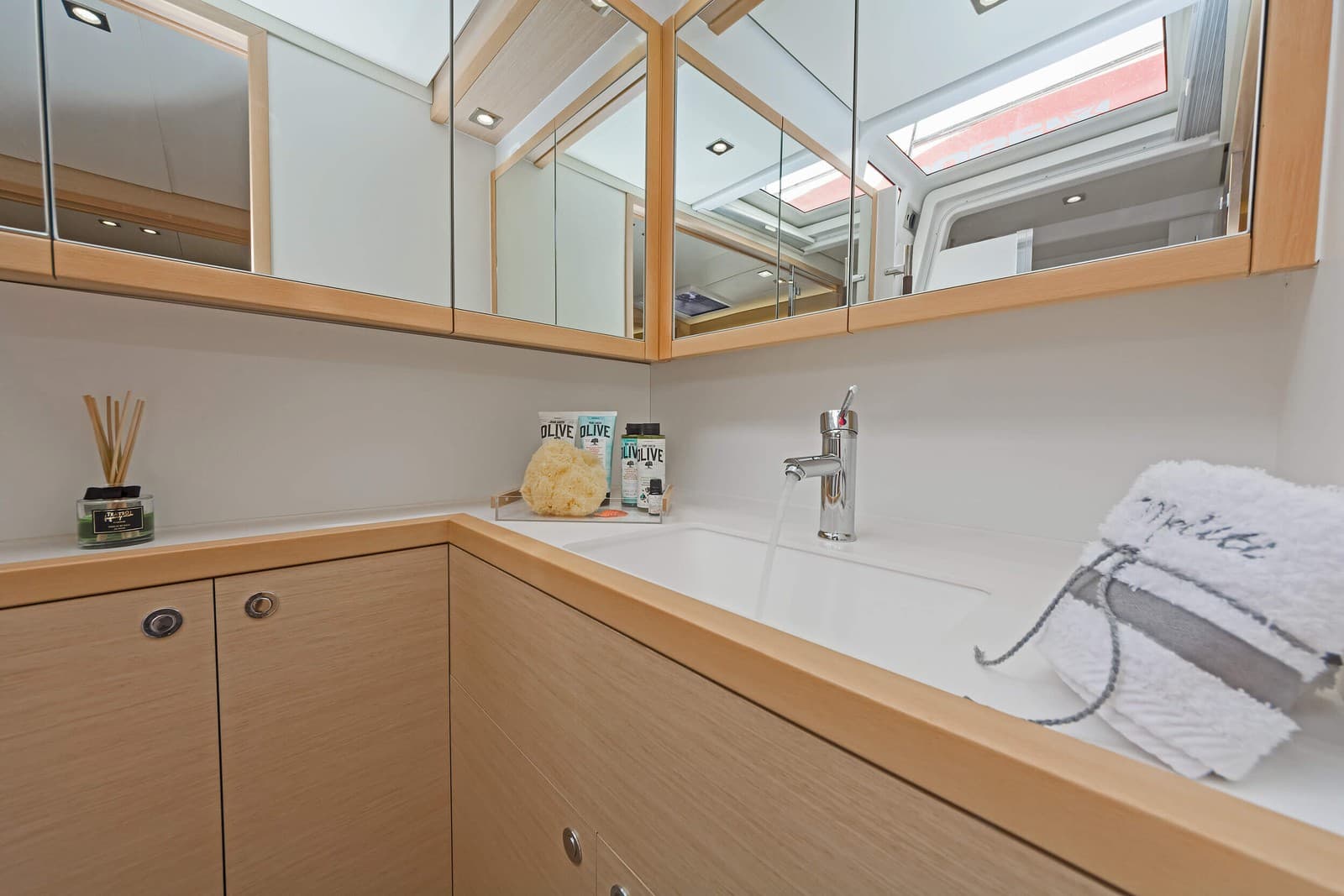 Meliti interior