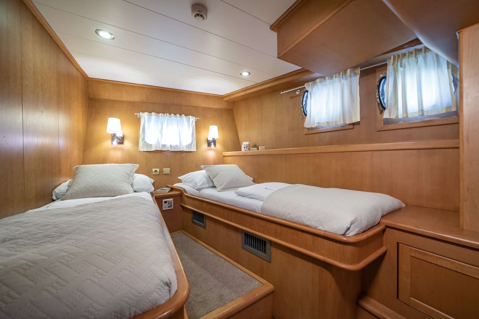 Morning Star interior