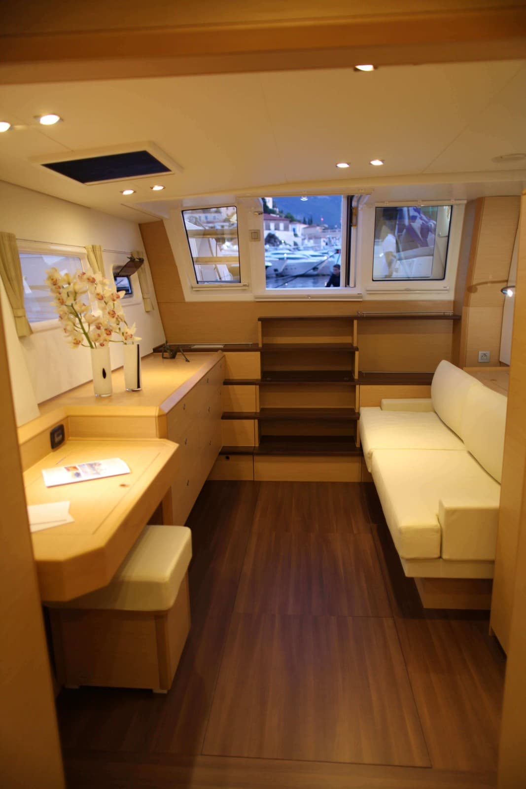 Nova interior