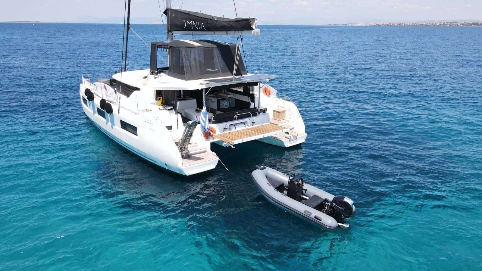 Omnia Lagoon 46 dining