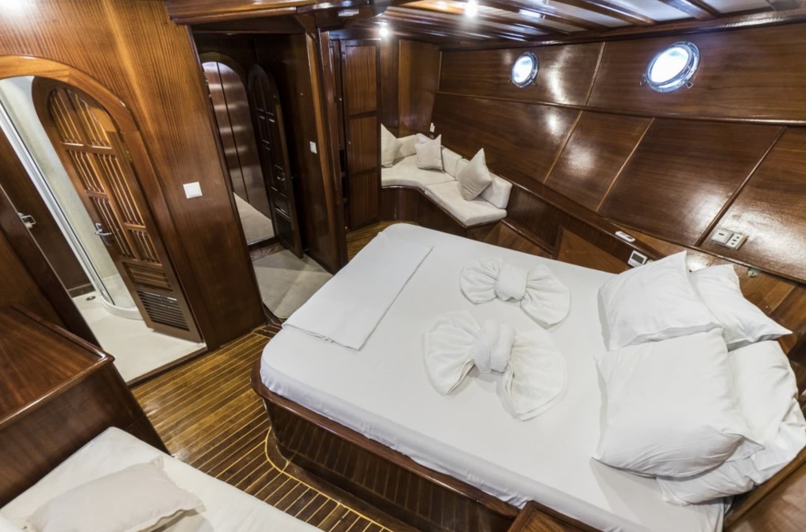 Optimist interior
