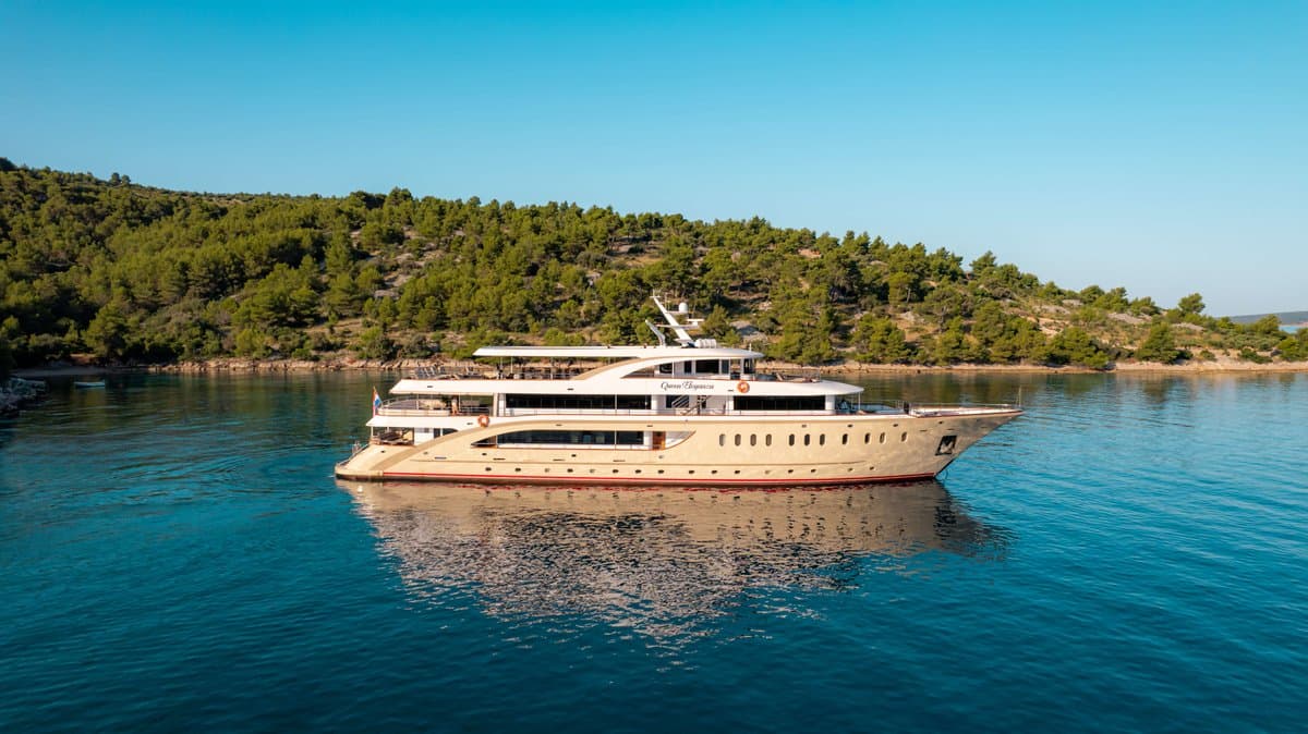 Queen Eleganza luxury gulet yacht