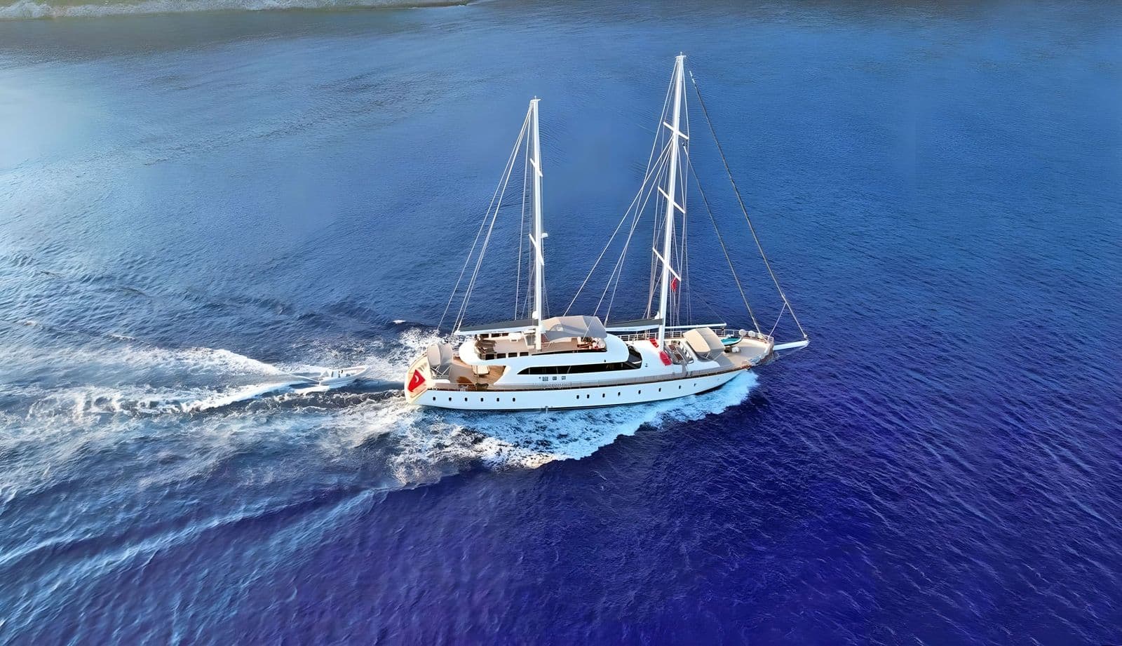 Queen Of Makri exterior