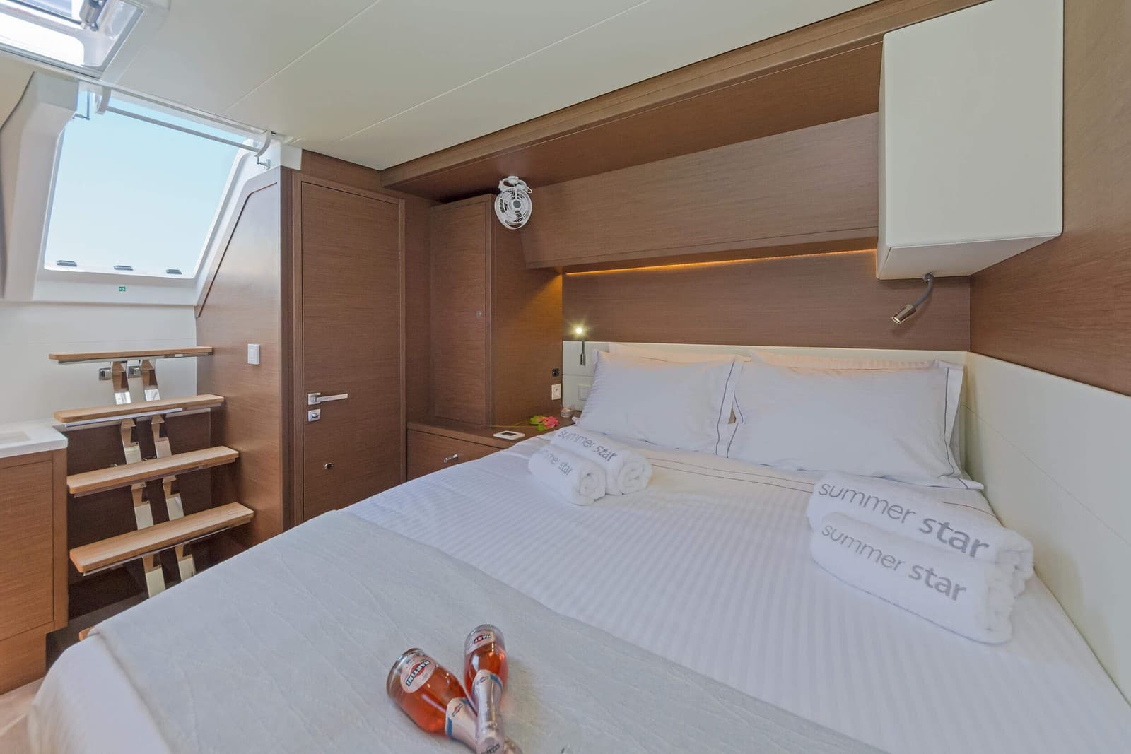Summer Star interior