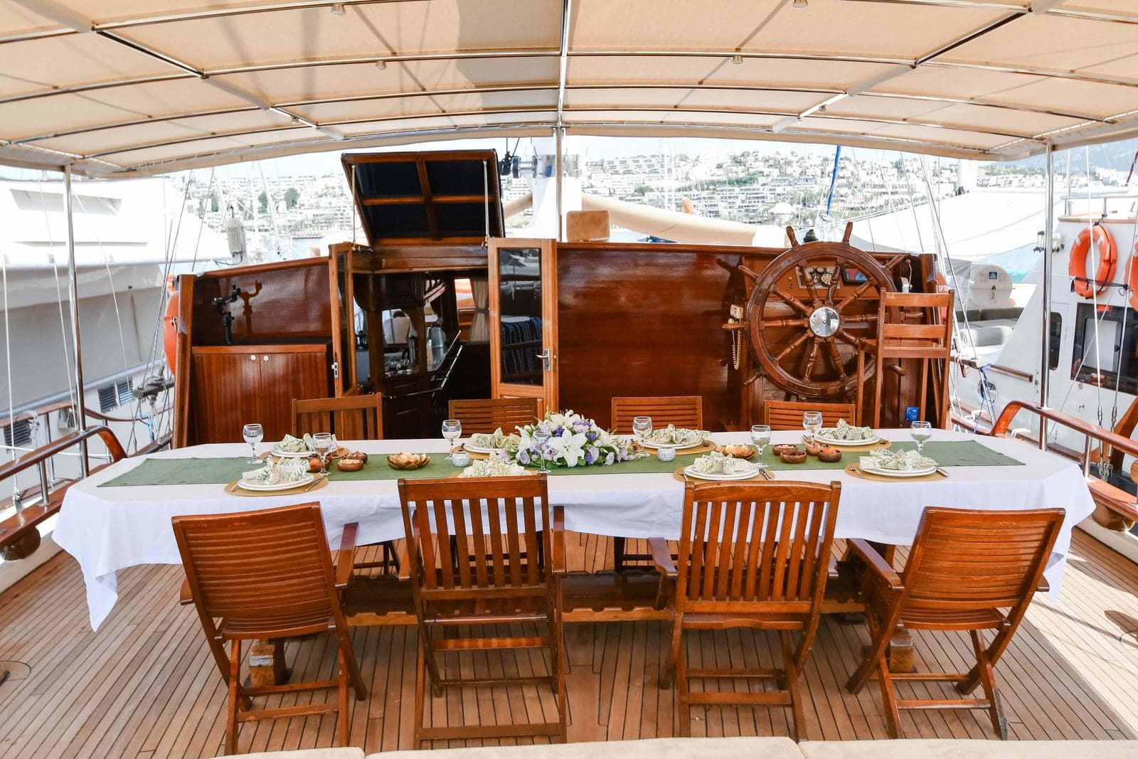 Sunworld VIII cabin