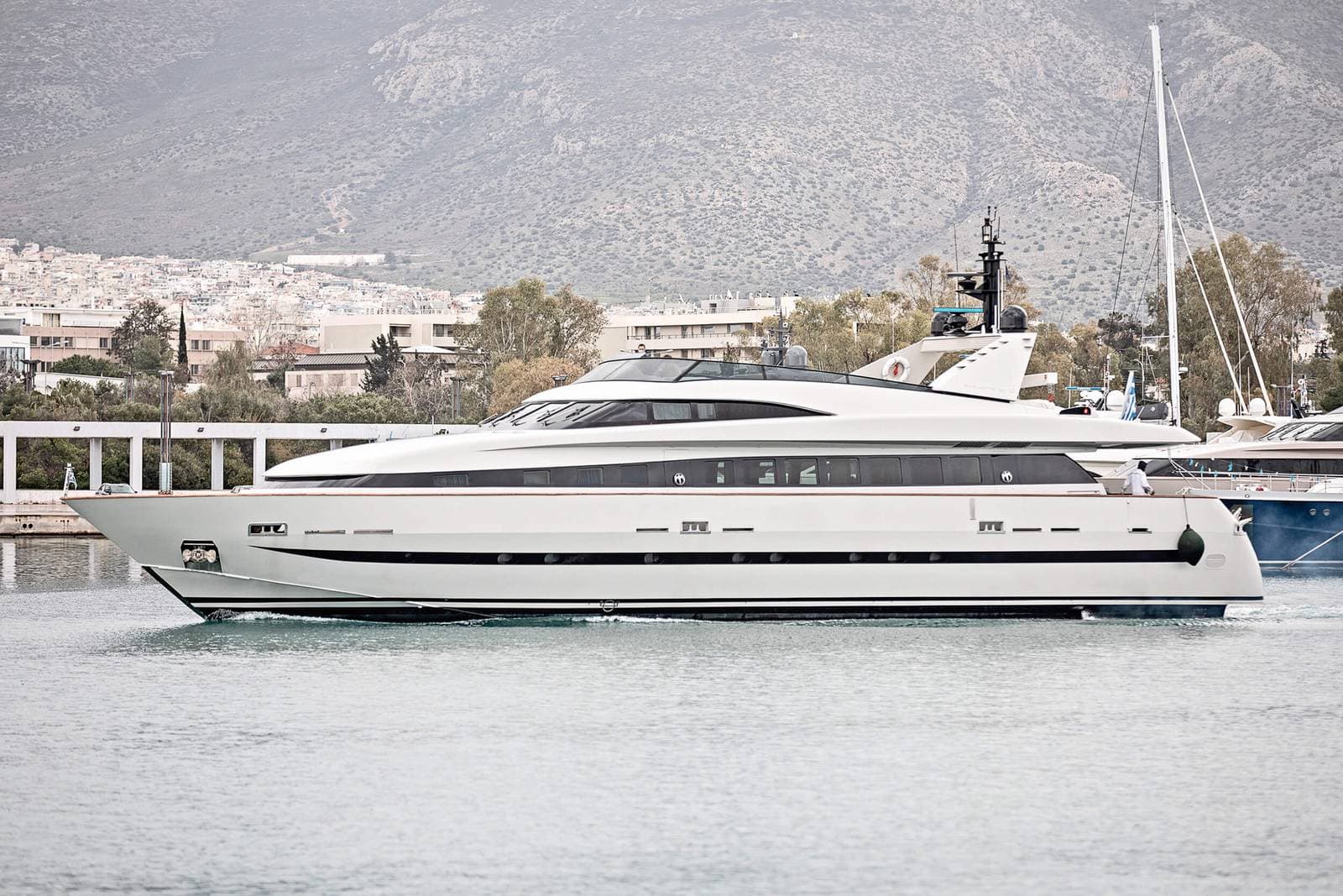 Theion exterior