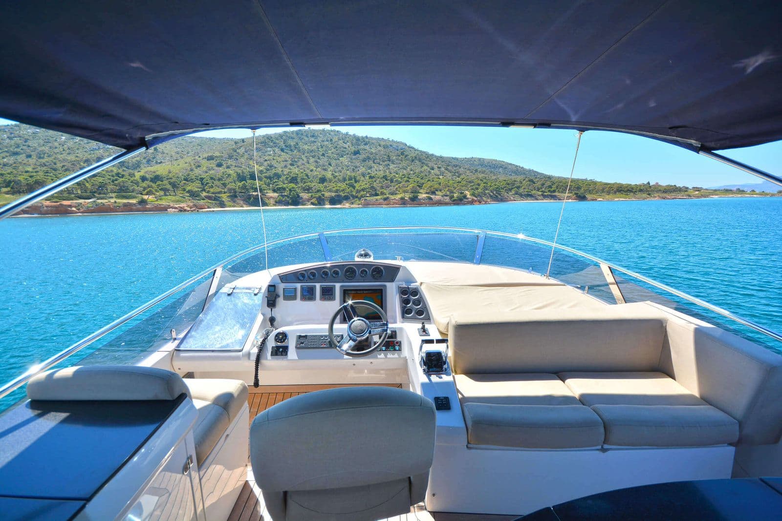Wave Master interior