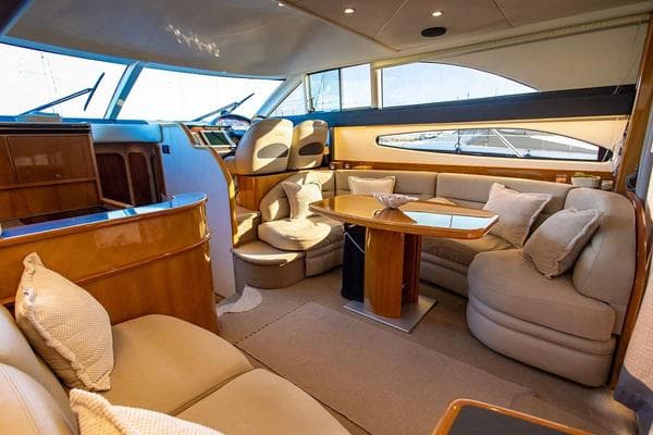 Carina interior