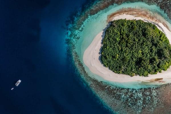 Over Reef dining