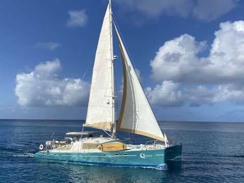Quest — Catamaran for charter in Newport, United States