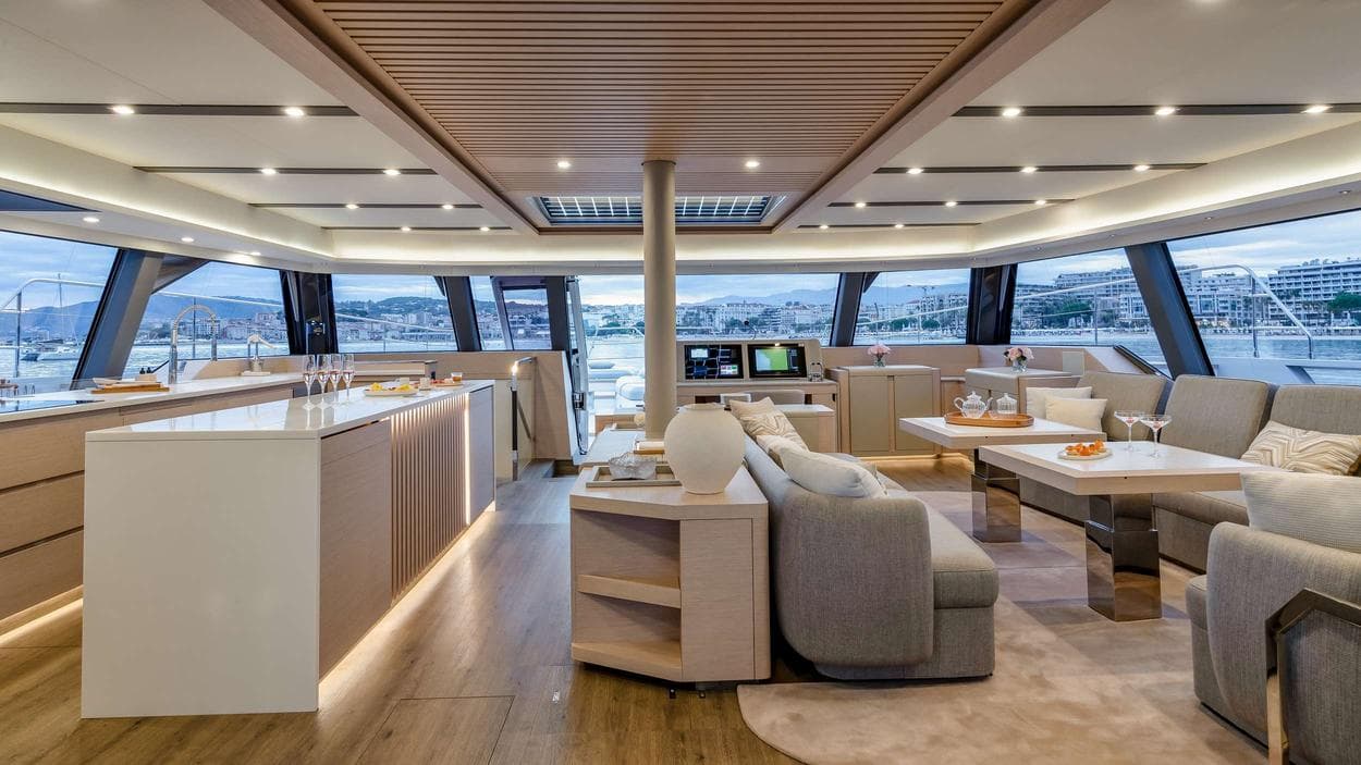 Serenissima III dining