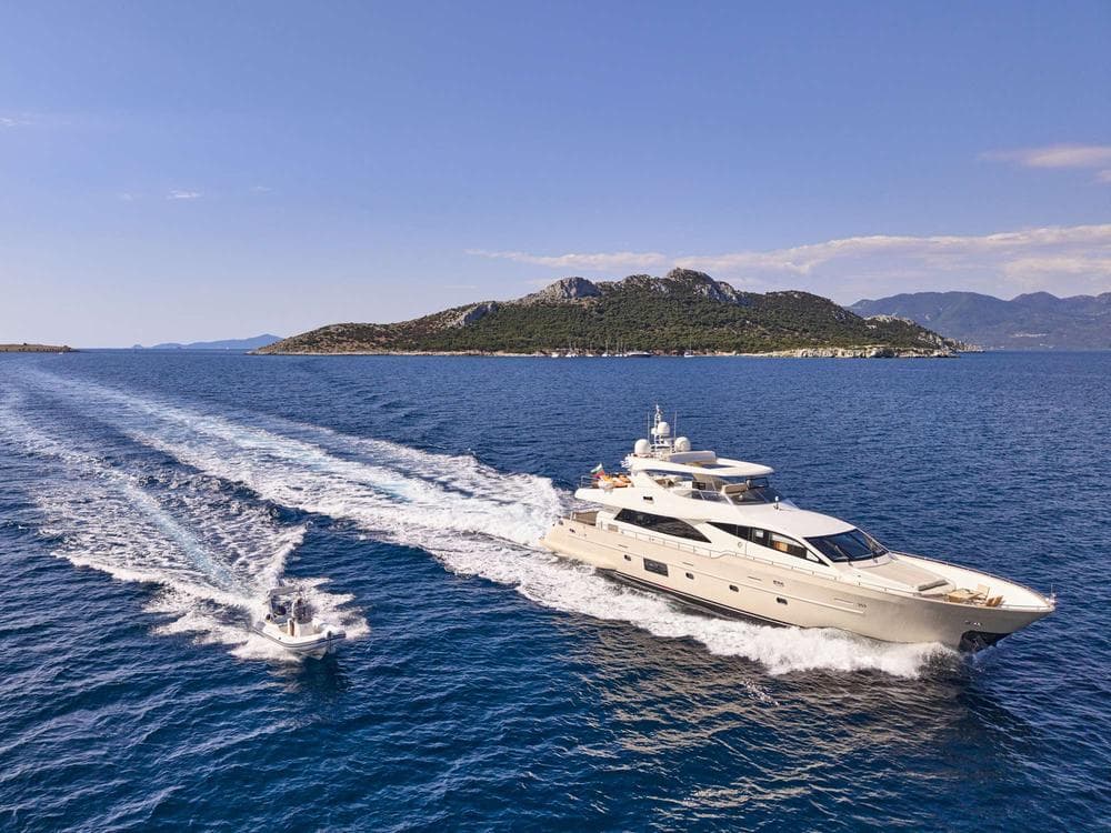 Star Link exterior