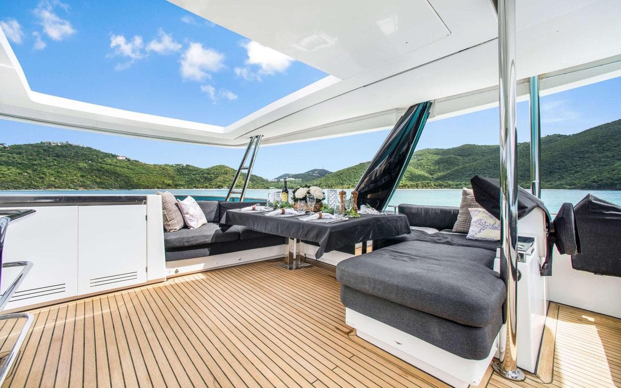 Ultra cabin