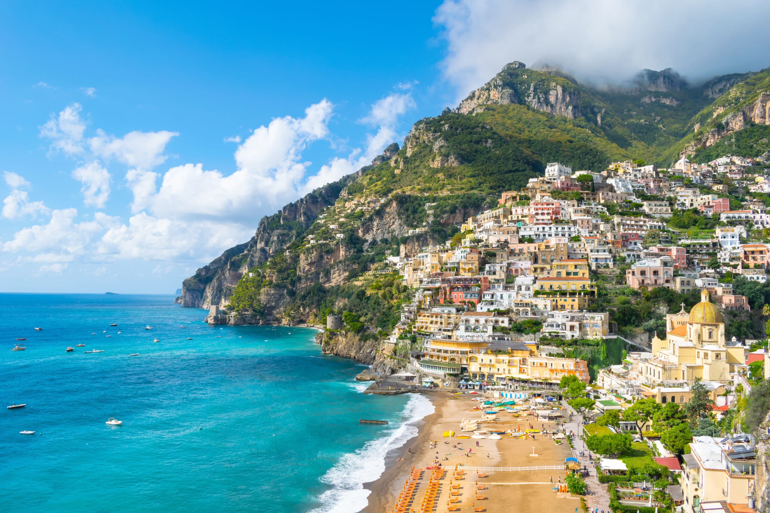 Guide to Yacht Charters in the Mediterranean