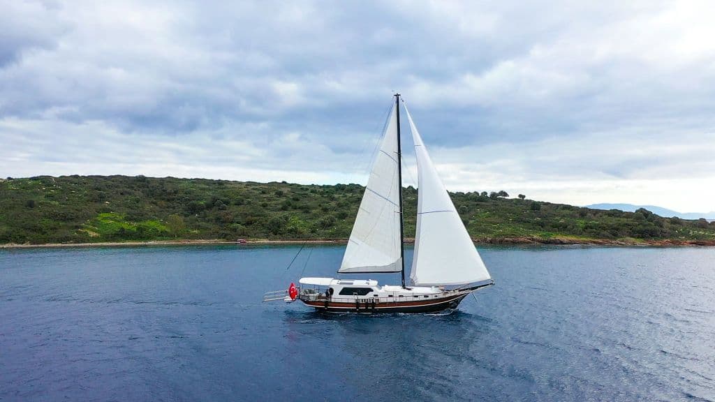 Embark on a Classic Luxury Journey Aboard A.ESER