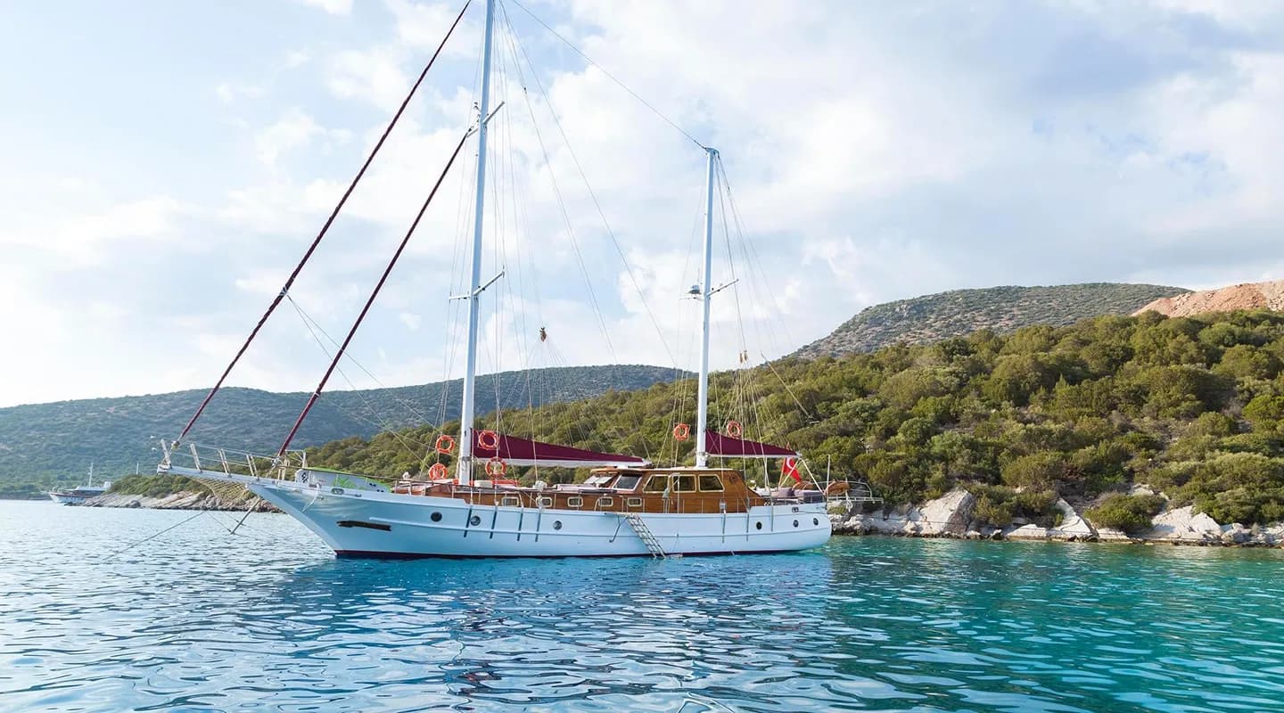Charter Yacht Primadonna: Unique Voyage in Turkey