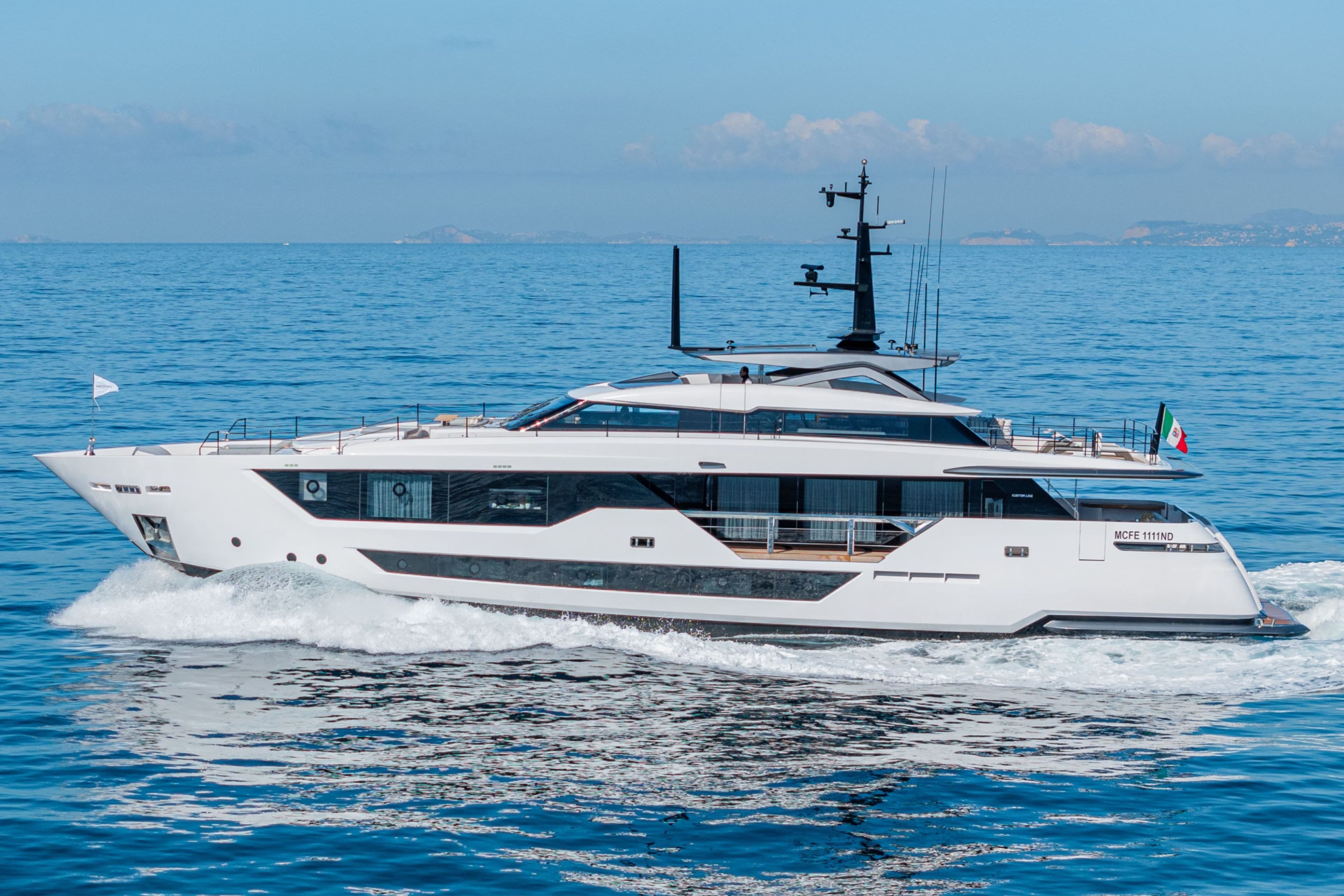 Luxury Yacht Charter Marican Forever: Explore the Amalfi Coast in Style