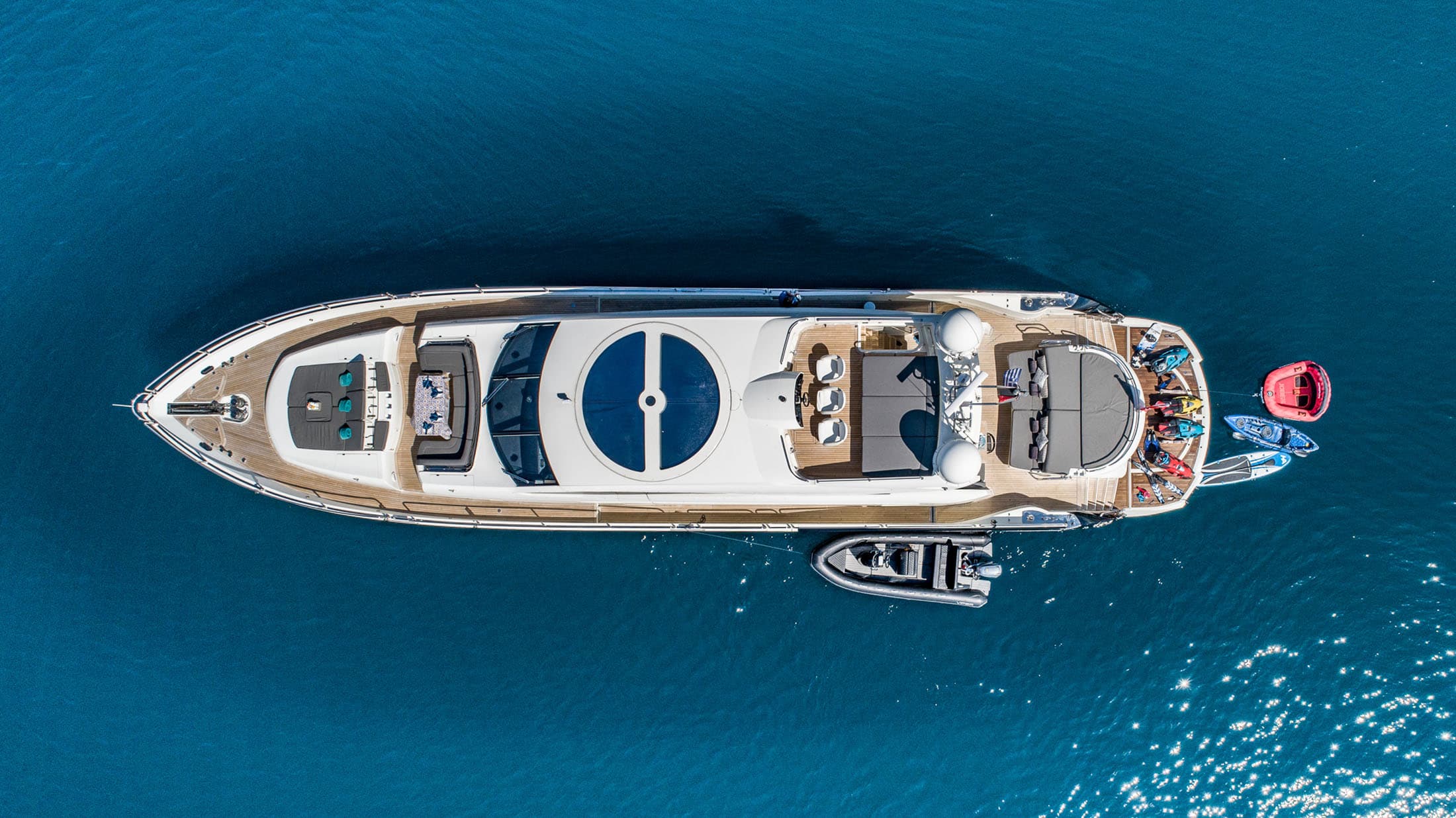 Embark on a 2026 Greek Getaway with m/y BLADE 6