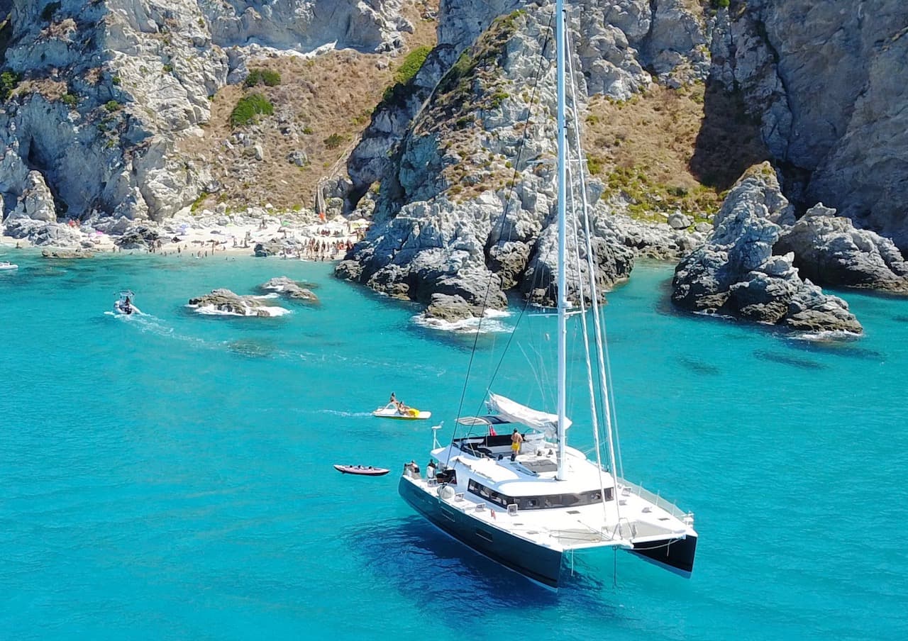 Charter Beyond Luxury on Kaskazi Four in the Caribbean