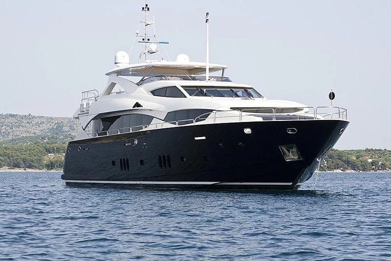 Discover the Adriatic with Sunseeker 34M 'Arago'