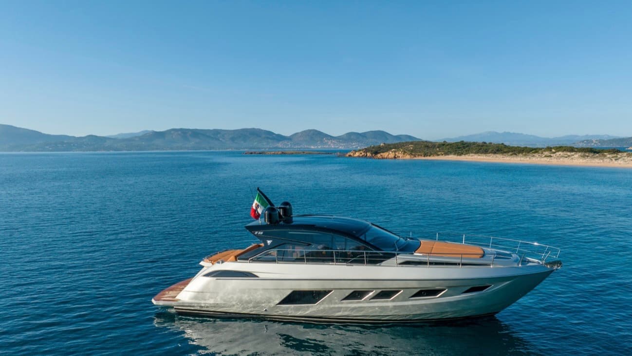 MY Filippetti: Opulence Afloat in Sardinia