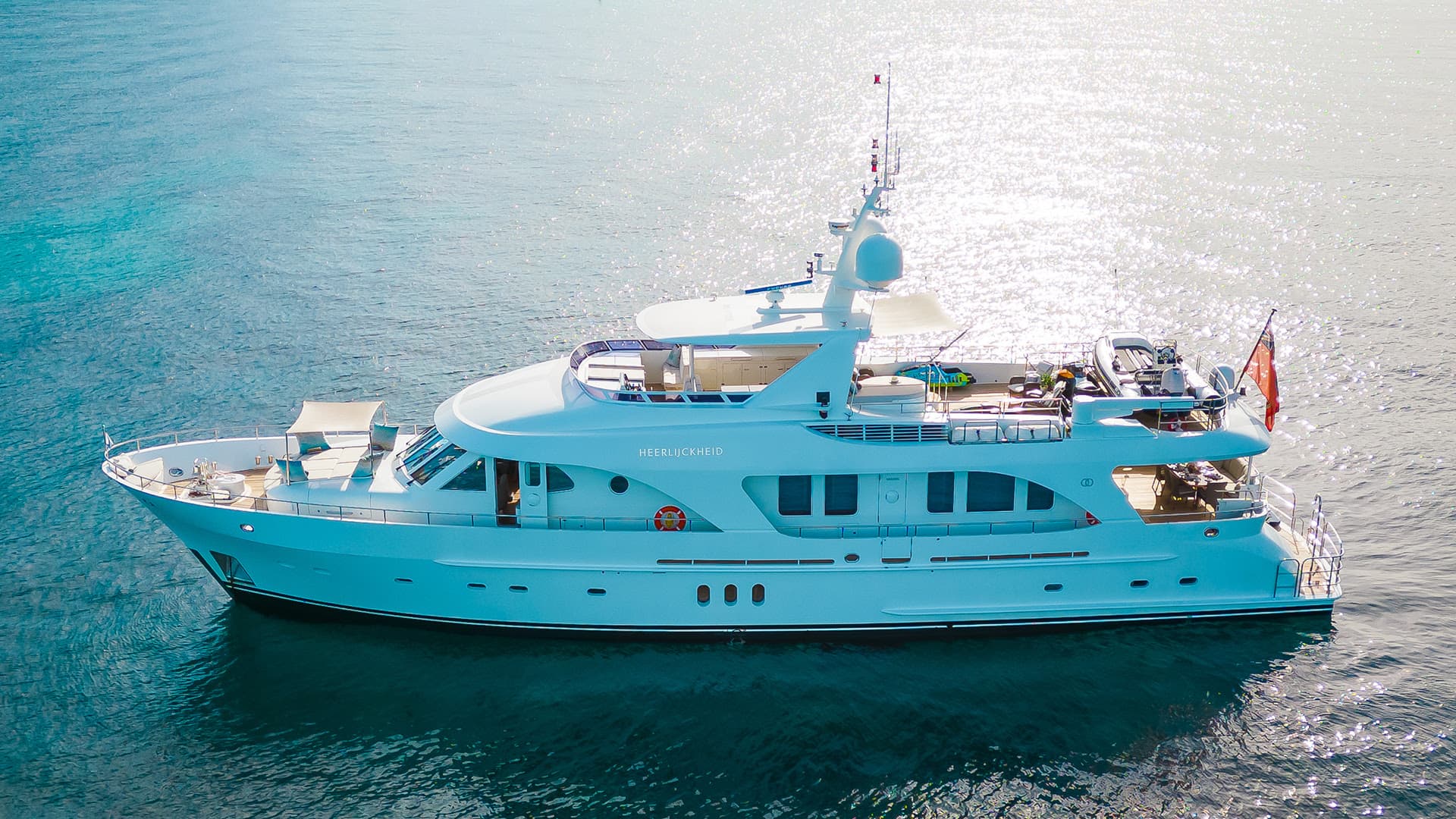 Charter HEERLIJCKHEID: A Luxurious Moonen Yachts Escape in Italy & the South of France for Summer 2025