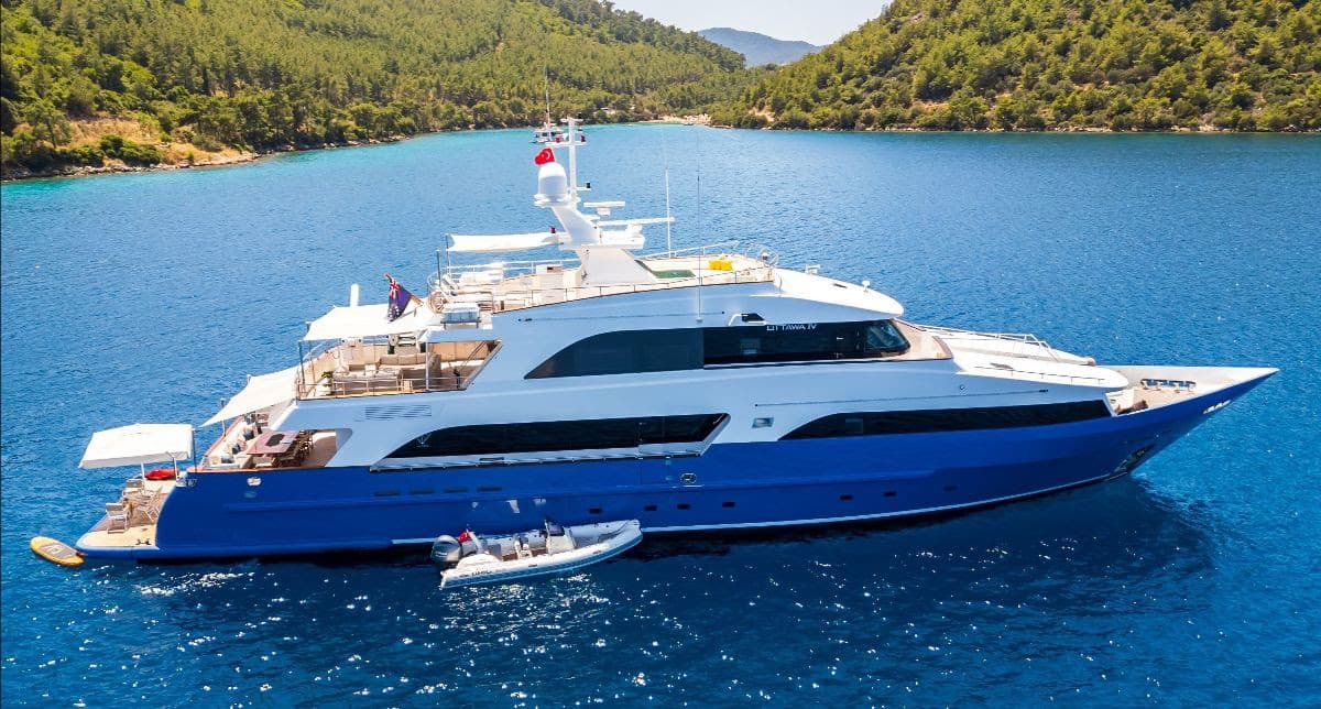 Charter OTTAWA IV: A Luxurious Tri-Deck Yacht Adventure in the Adriatic and Ionian Seas