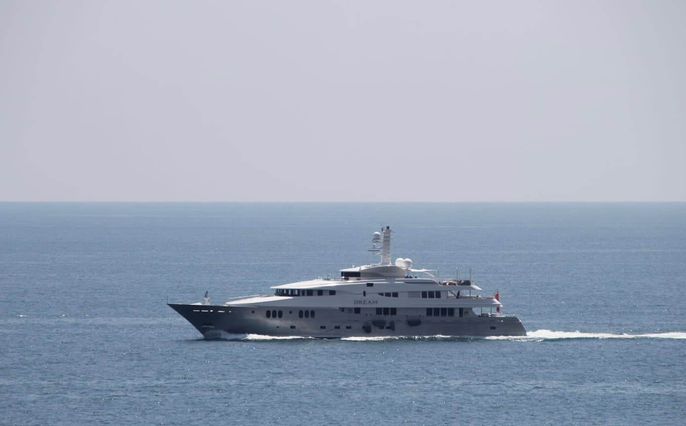 M/Y DREAM: Your Ultimate Luxury Yacht Charter Experience in Greece