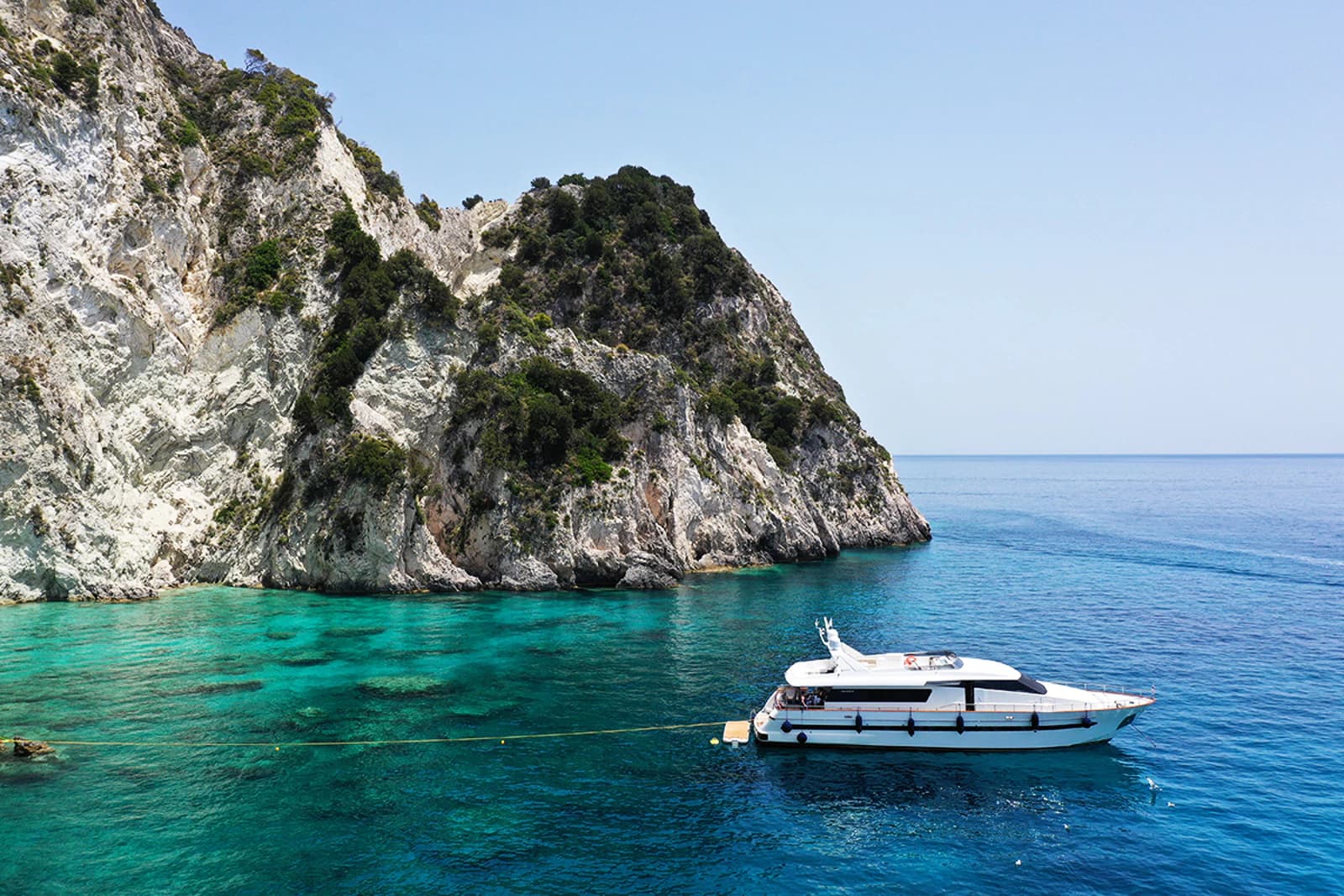 ACIONNA: Classic 26m Sanlorenzo | Greece Charters with Timeless Style & Refit 2019