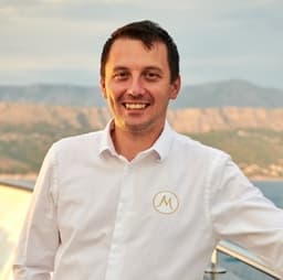 IVAN PEZIC