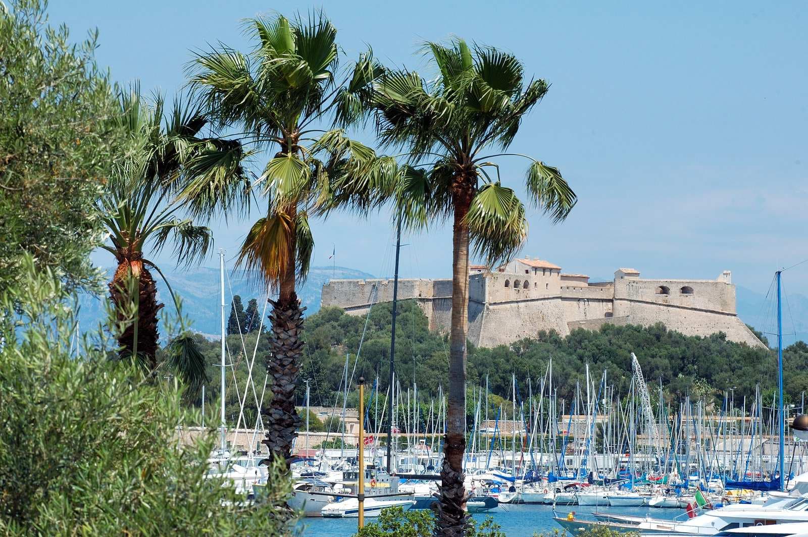 Antibes marina — France yacht charter departure port