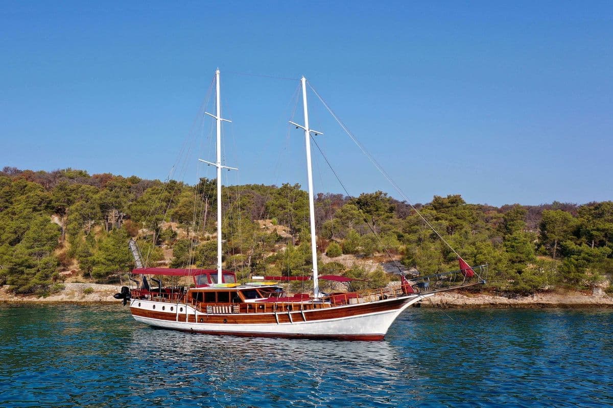 Tango — Gulet for charter in Split, Croatia