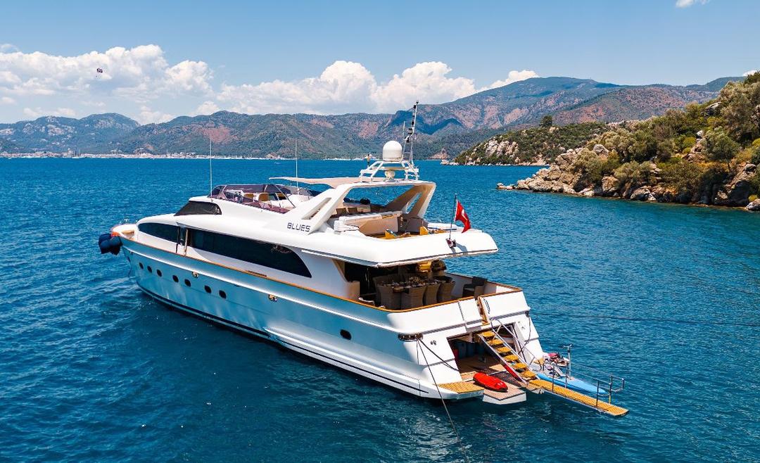 M/Y BLUES: Luxury Charter Yacht | Explore Turkey & Greek Islands in Style