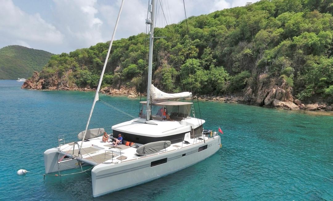 Charter SHANGRA: 26.6m Custom Line Yacht in Northern Sardinia – Exclusive Offer Valid Until April 10!