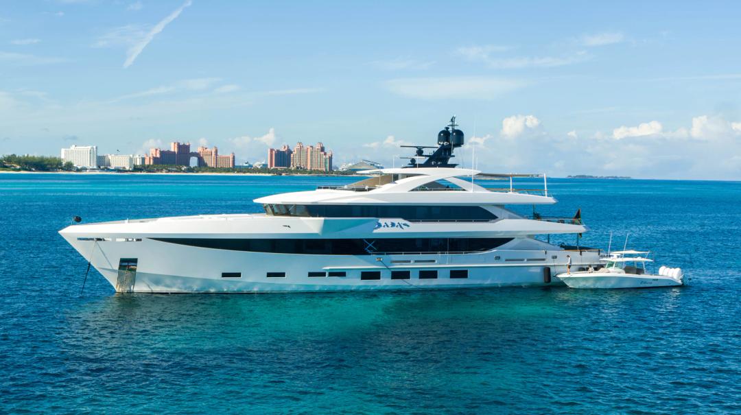 Embrace the Bahamas Aboard BABA'S: A Last-Minute Adventure