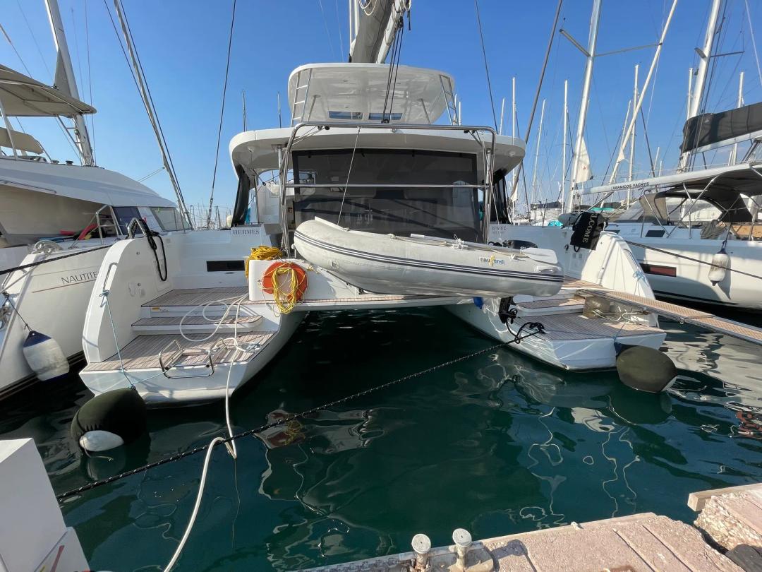 Experience Adventure: Charter Lagoon 46 'HERMES'