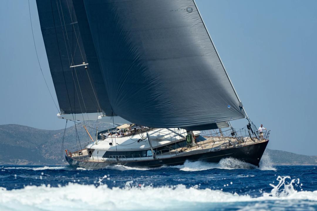 Celebrate Christmas on BURRASCA