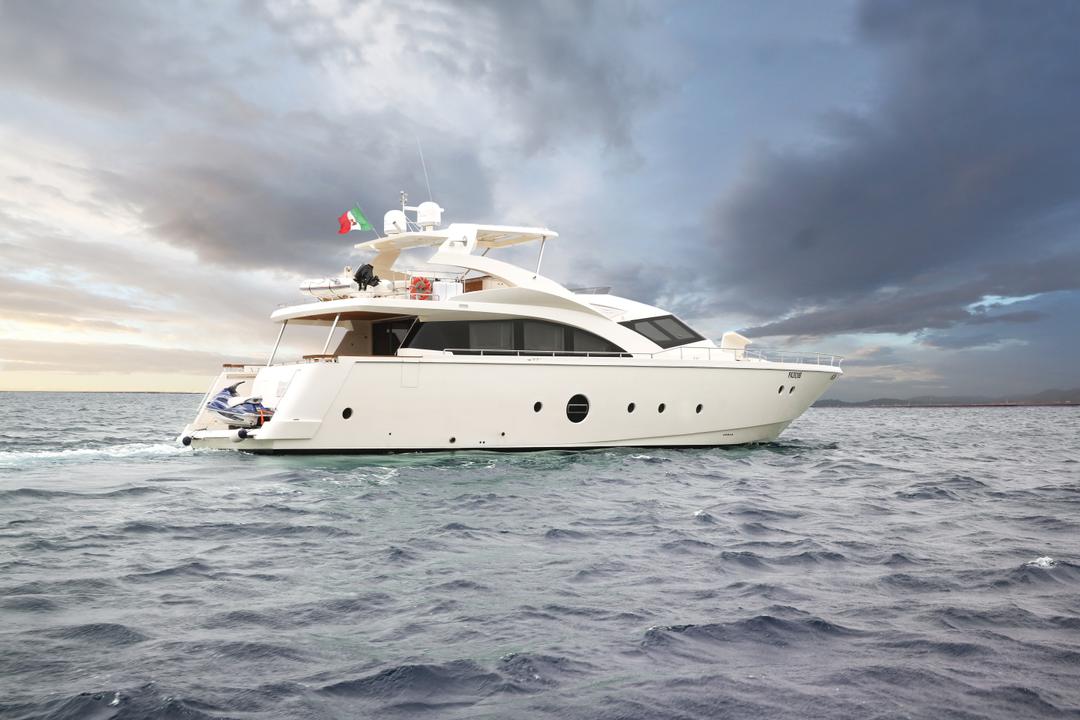 M/Y QUESTA e VITA: Luxury 77' Aicon Yacht | Greece & East Med Charters 2025