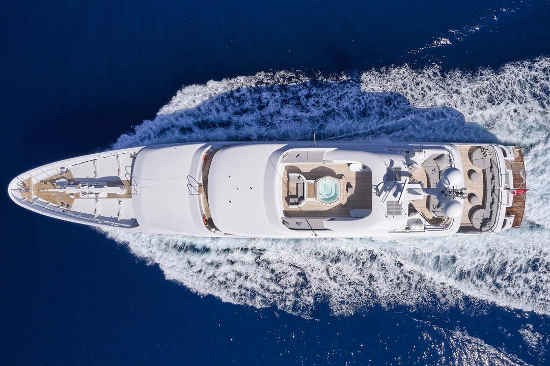 Luxury Yacht Charter: Sail from Athens to Corfu on JAZ