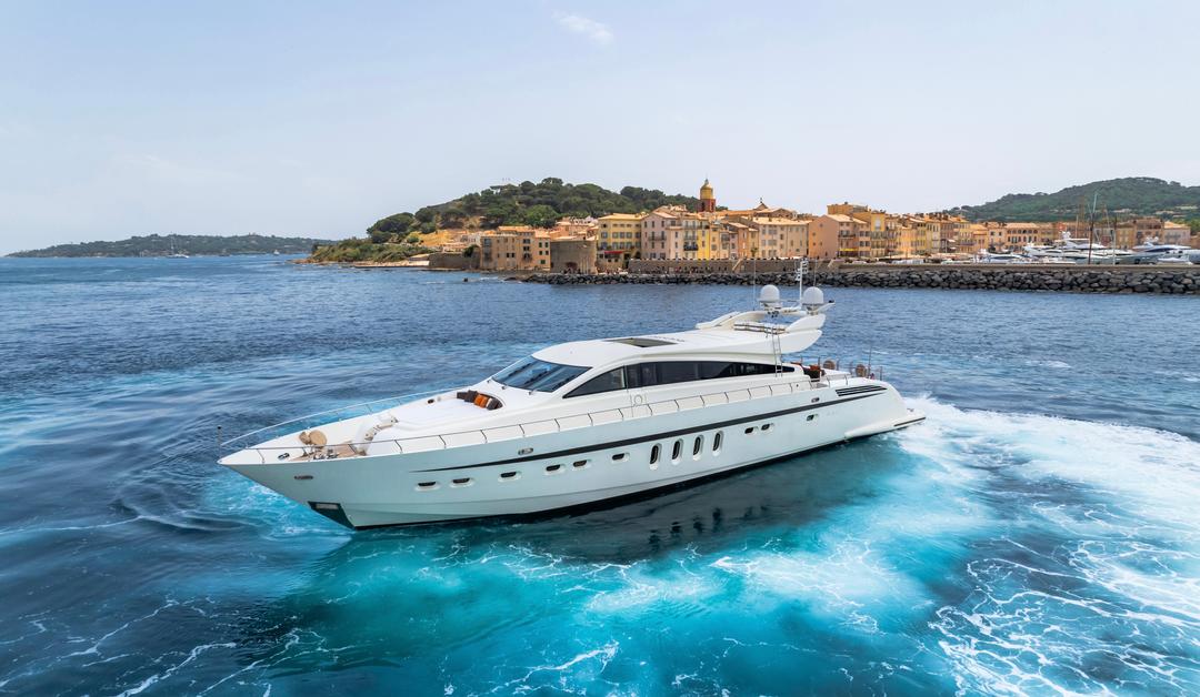 Charter ECLAT: 31m ARNO Yacht French Riviera Escape – €1,000 Voucher
