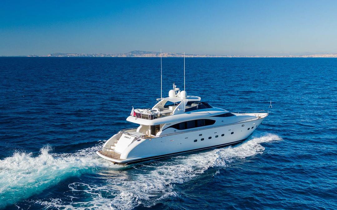Experience Luxury with 'GEMINI 3' Maiora 24S: Freshly Refitted and Back in Yacht Cloud's Portfolio