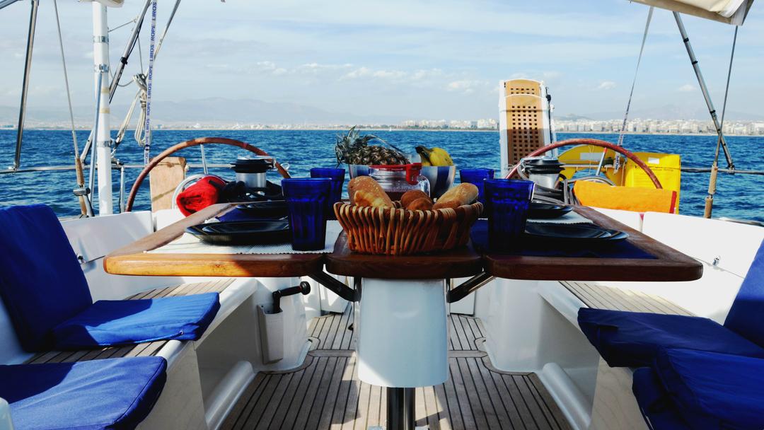 Alfresco Dining