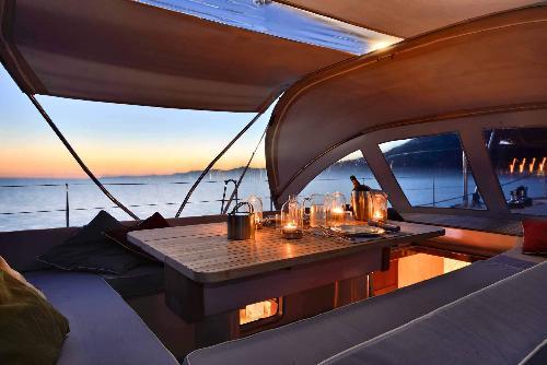 Alfresco Dining