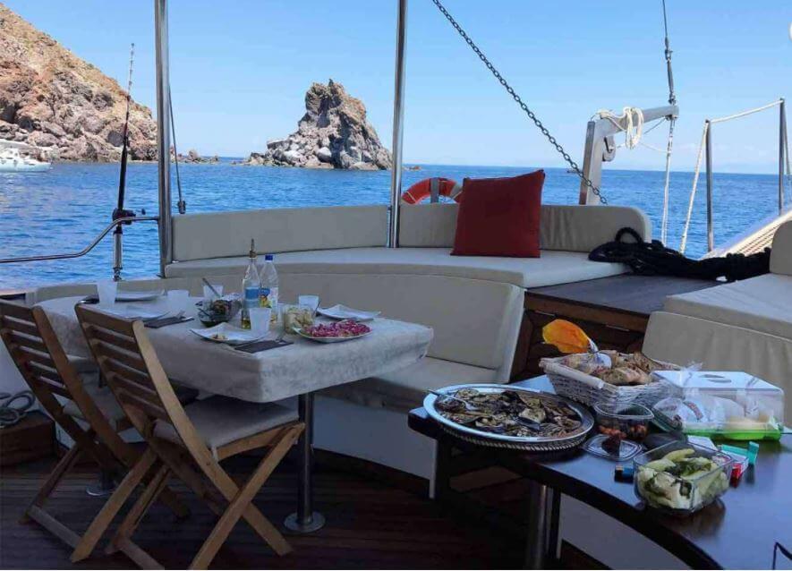 Alfresco Dining