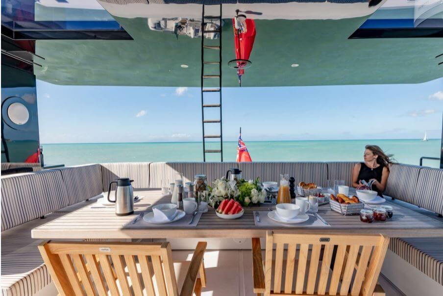 Alfresco Dining