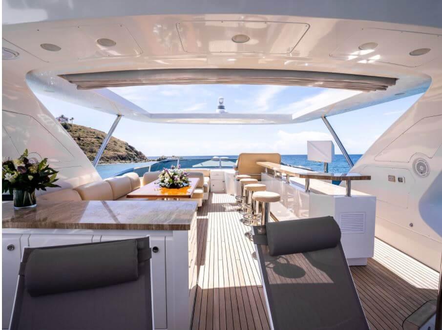 Wide spaces on deck