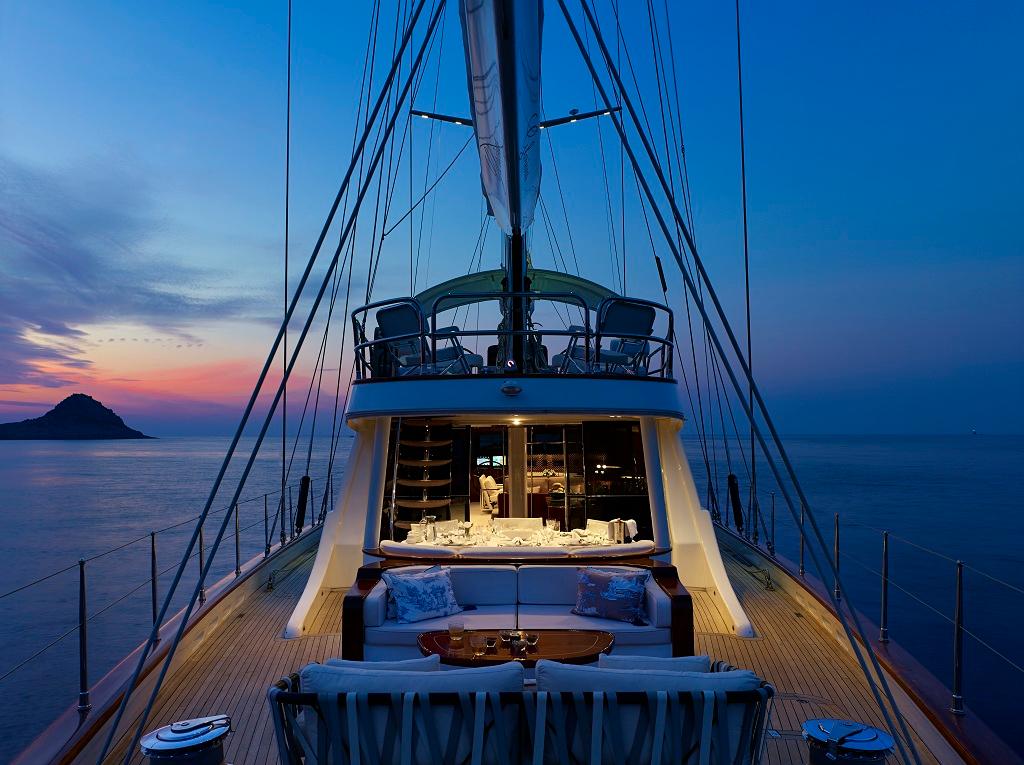 Spacious Deck