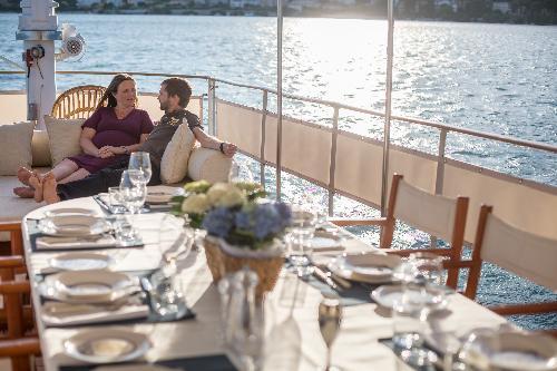 Alfresco Dining